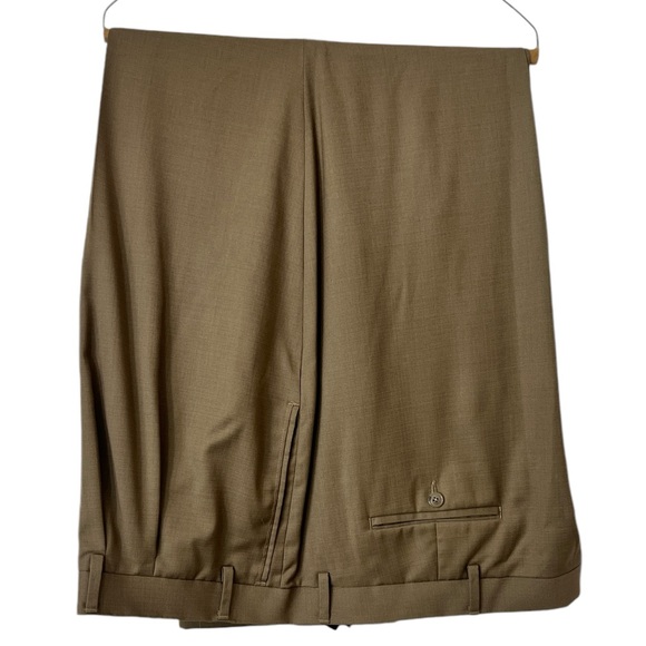 Round tree & Yorke Mens Dress Casual Pant Travel Smart Mens Dress Slacks. - Picture 3 of 11